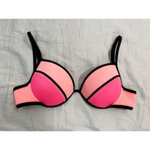 ‼️SOLD‼️ DO NOT BUY Victoria’s Secret Bikini Top